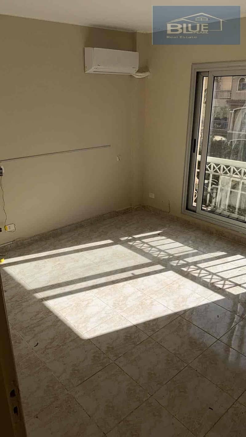 11 95810d9a-1cdd-4ee3-9101-2ede5a5d14d7. jpg