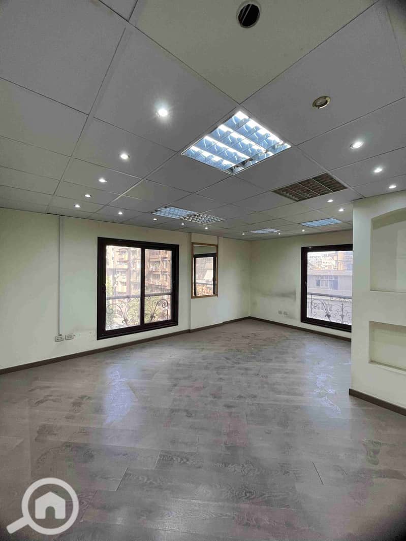 1000409874. jpg 1000409874. jpg