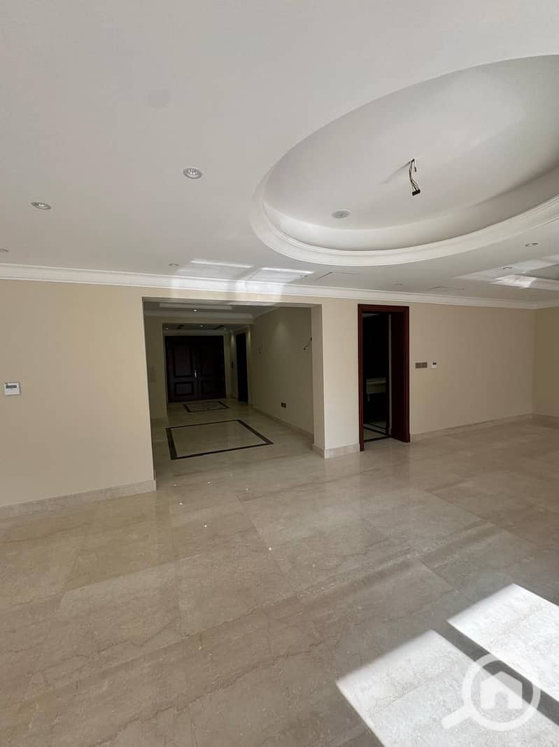 2 WhatsApp Image 2025-10-02 at 12.08. 52 AM (3). jpeg