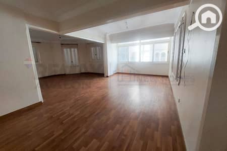 شقة 3 غرف نوم للايجار في كفر عبدو، الإسكندرية - 1. jpg