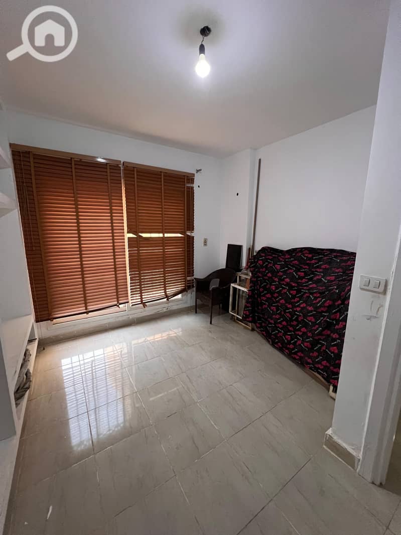 6 6ecf0a6c-0c4e-42b3-935f-c78b407fa558. jpg