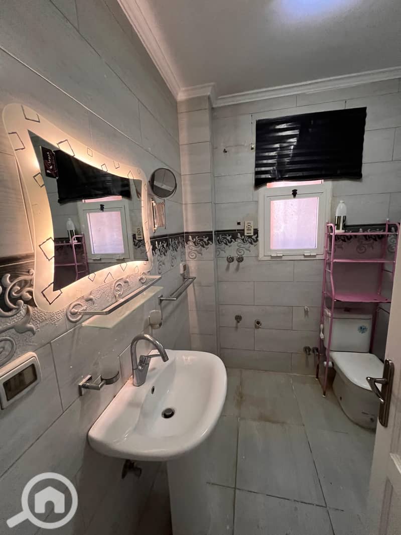 16 db330687-a4d4-43e4-a24a-89c000858183. jpg