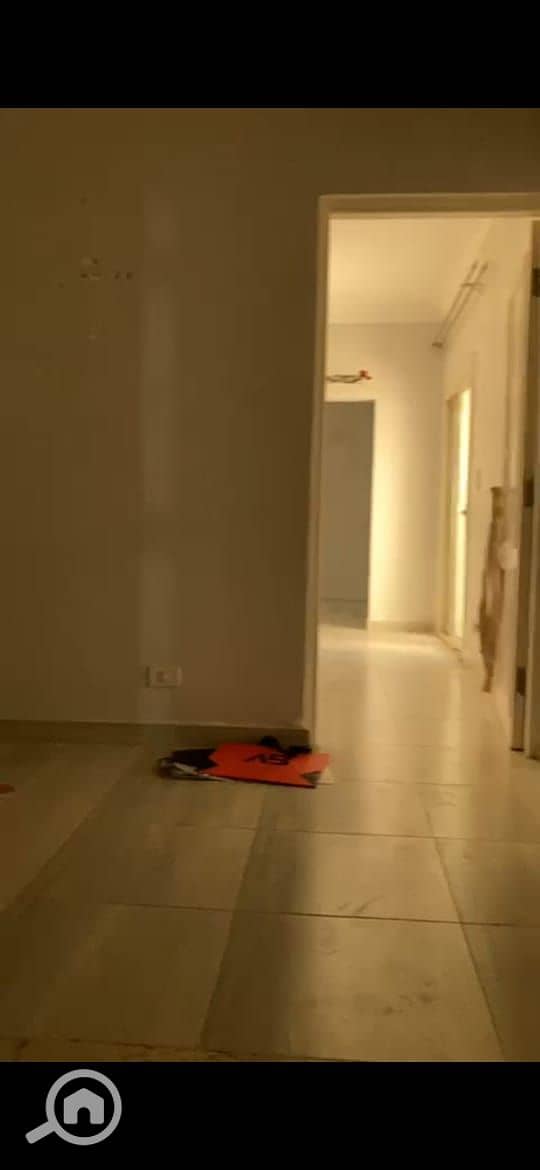 3 04efe50b-a159-458d-898d-394645b92ca6. jpg