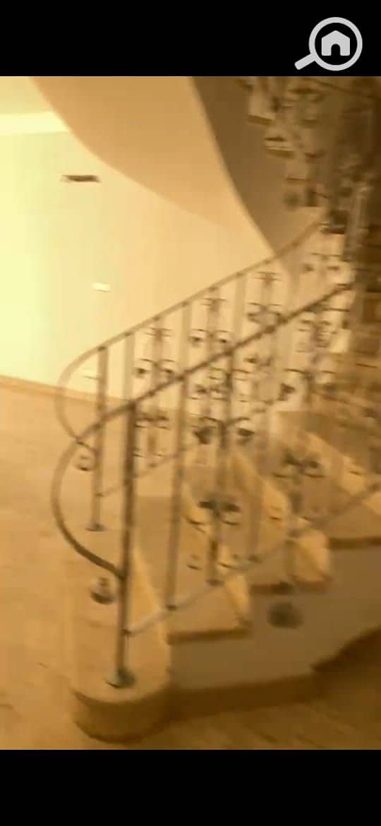 8 a8505995-d167-4a06-ab09-8fa80df349f6. jpg