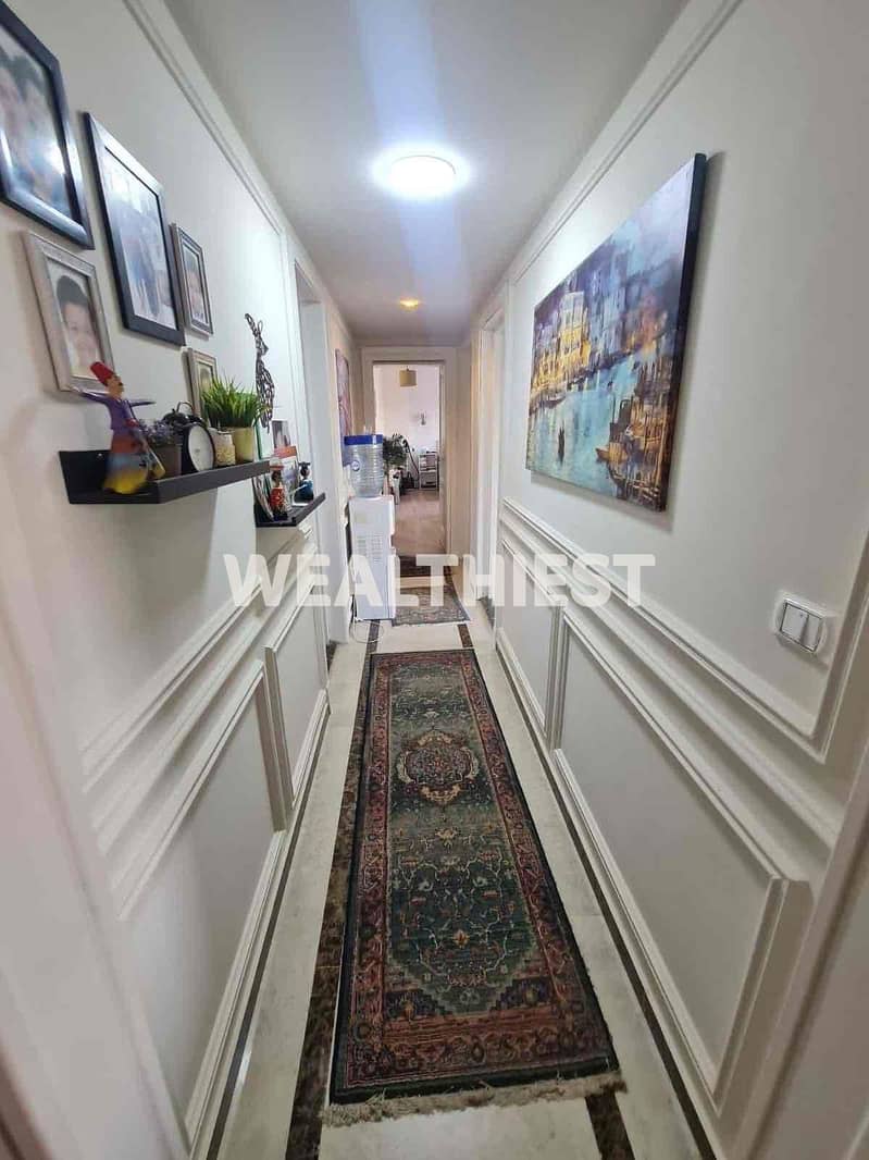 12 a421adb1-ff55-42bc-8839-2ddabd20f474. jpg