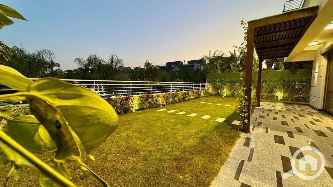 2 WhatsApp Image 2025-11-12 at 10.30. 59_feff2474. jpg