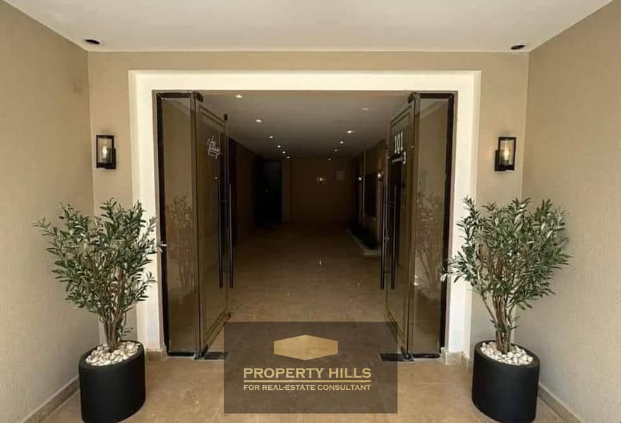 2 1feeb0d6-57af-4818-9af0-66f2c2d07f78. jpg