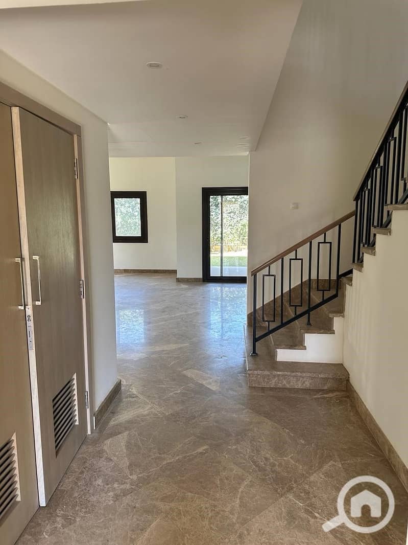 11 a7ba8206-a00e-46d4-b3e1-6549d4edbd34. jpg