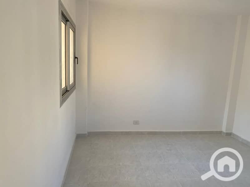 4 a0cf4525-1354-4268-8c5c-6298a1b03977. jpg