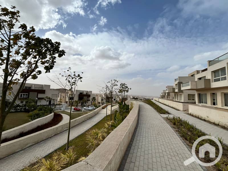 5 WhatsApp Image 2025-10-08 at 2.56. 42 PM (1). jpeg