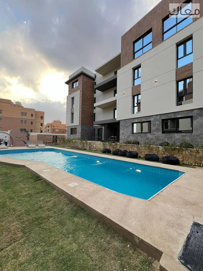 4 a356590e-b77a-459b-9f62-e58e8d810c74. jpg