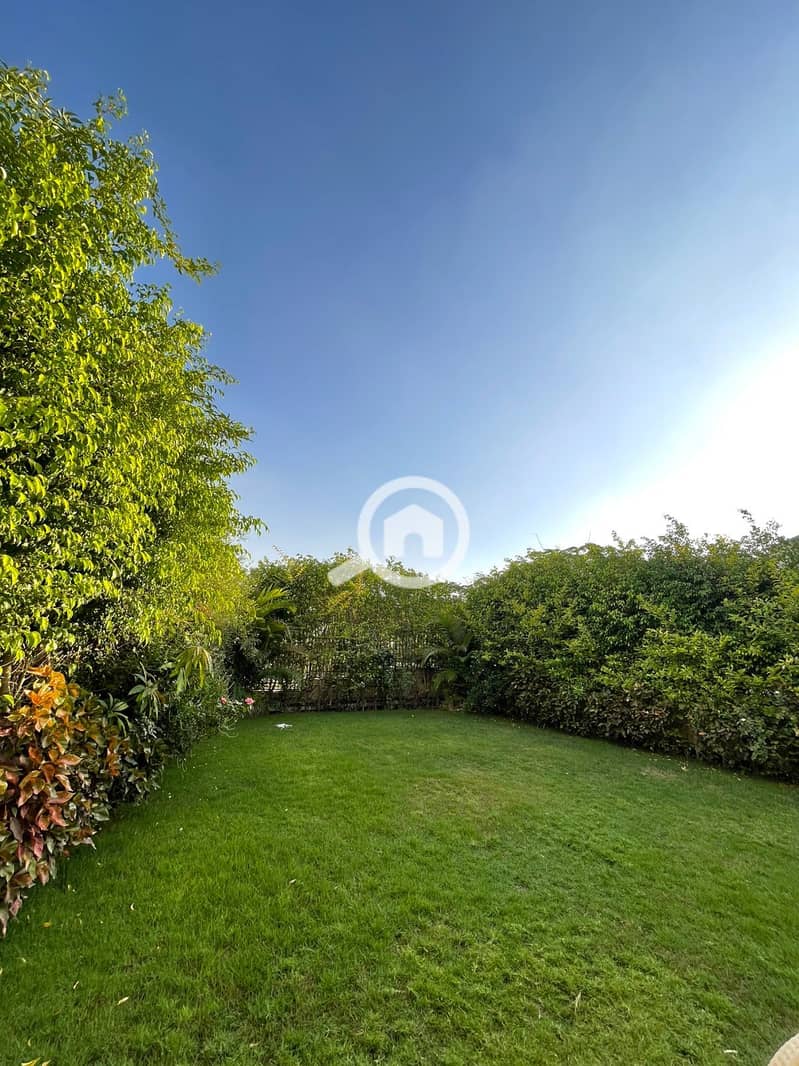 2 27d00404-b052-473b-b611-2a4d753b2d7d. jpg