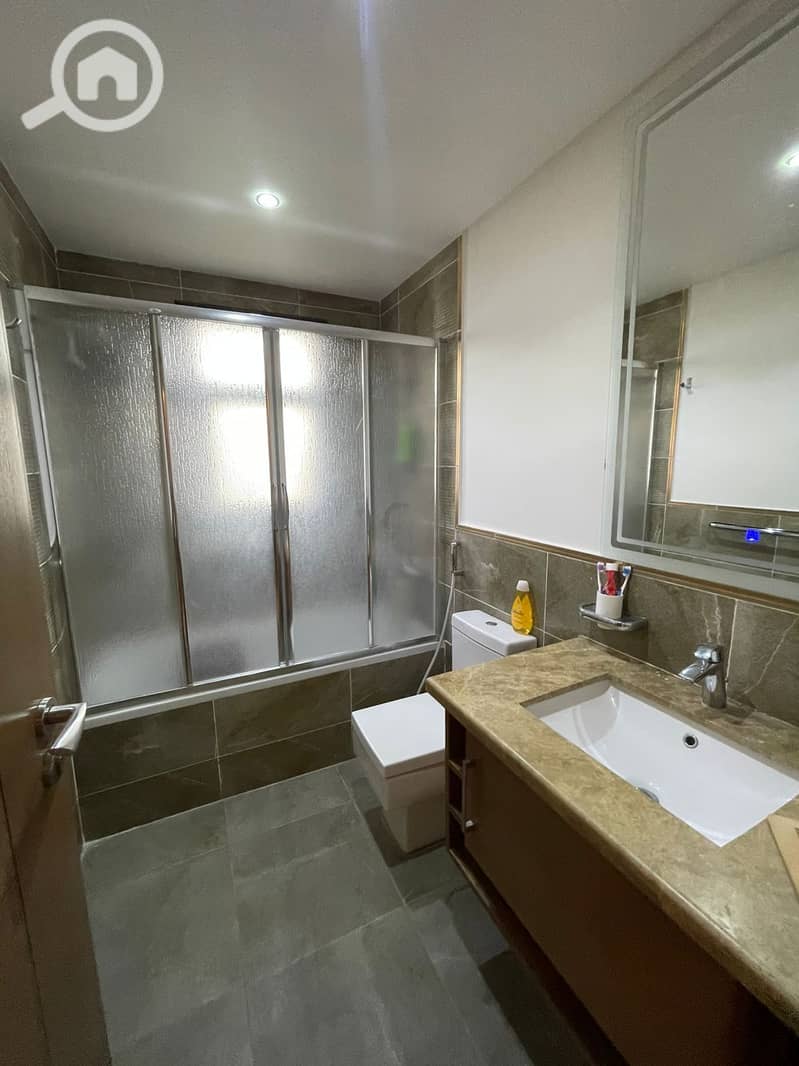 7 2e8a10a1-fe8f-4c71-89d3-2907d3a85116. jpg