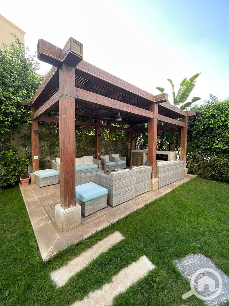 16 52055c95-2ac2-46b9-86e9-8e010077e718. jpg