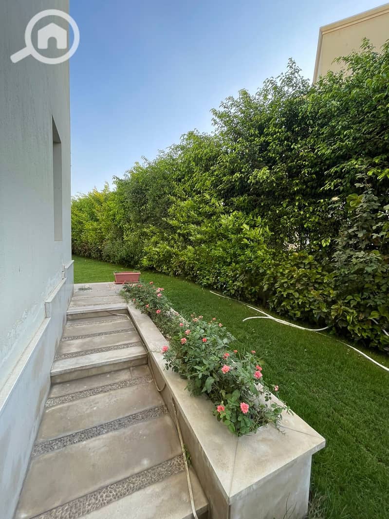 17 196212f4-fe54-4bf4-a637-64dd556501d8. jpg