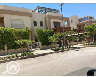 توين هاوس 4 غرف نوم للبيع في 6 أكتوبر، الجيزة - IMG-20241118-WA0001. jpg