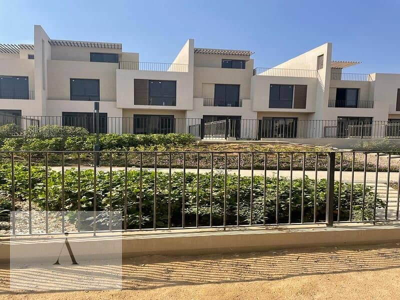 16 89f8317a-9603-4ebb-bffc-5f38c34a6ebb. jpg