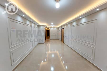 فلیٹ 3 غرف نوم للايجار في سموحة، الإسكندرية - 1. jpg