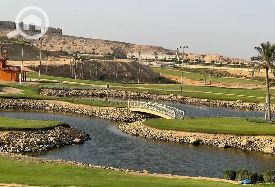 10 8317947-b282bo. jpg