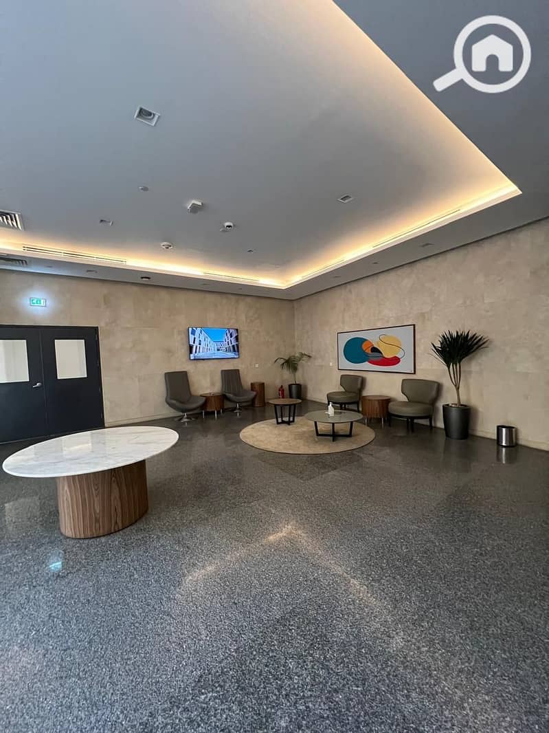 2 76d73020-4456-4635-adbd-e14ec906f378. jpg