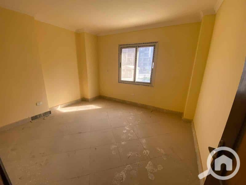 10 51560286-2f7b-44e6-ab24-ce07d4082104. jpg