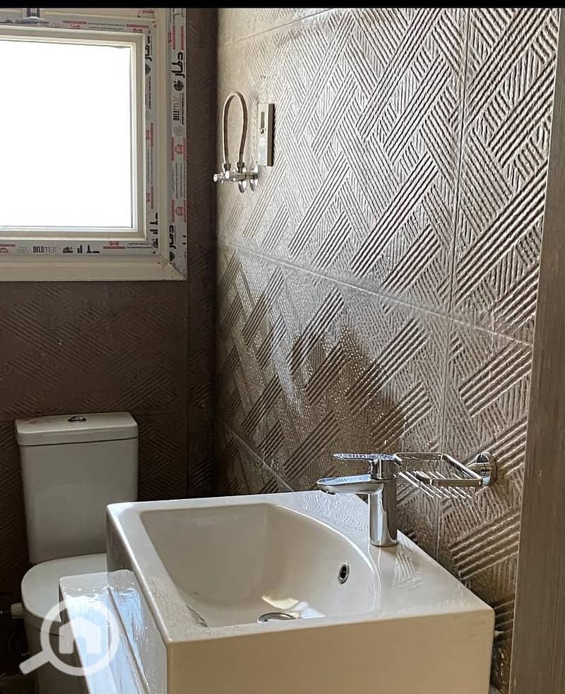 8 90a00a78-3b9f-4901-b718-fa6df00b58b6. jpg