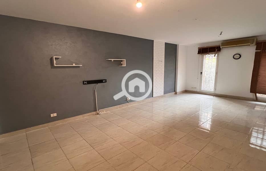 4 2387c924-2947-4003-beec-6d293c3f9b43. jpg