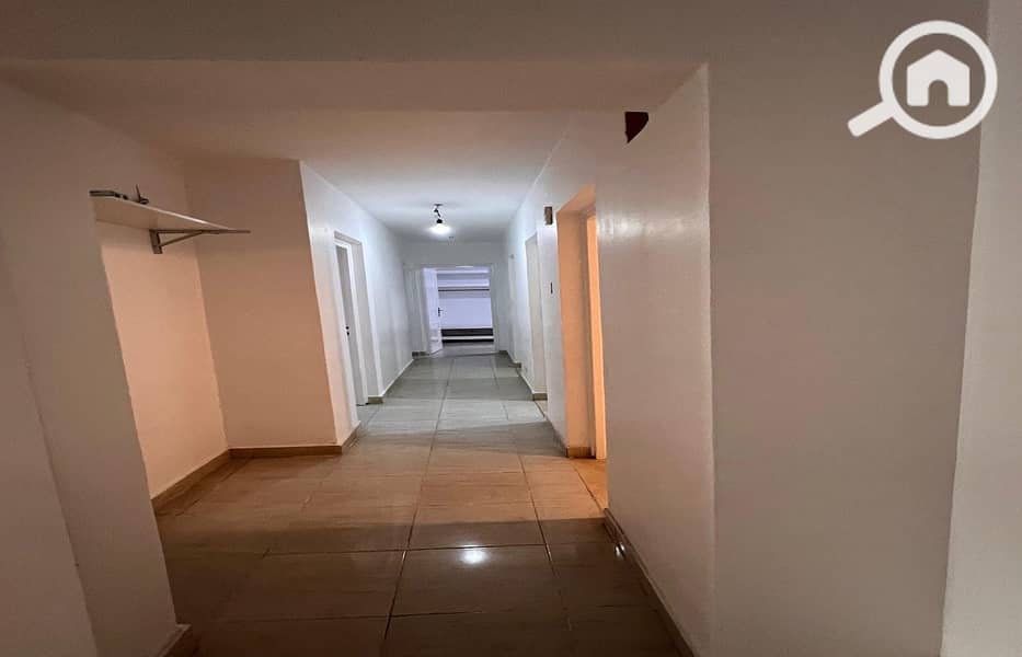 10 865128f5-1d3c-49b9-99db-9a4151b67ef7. jpg