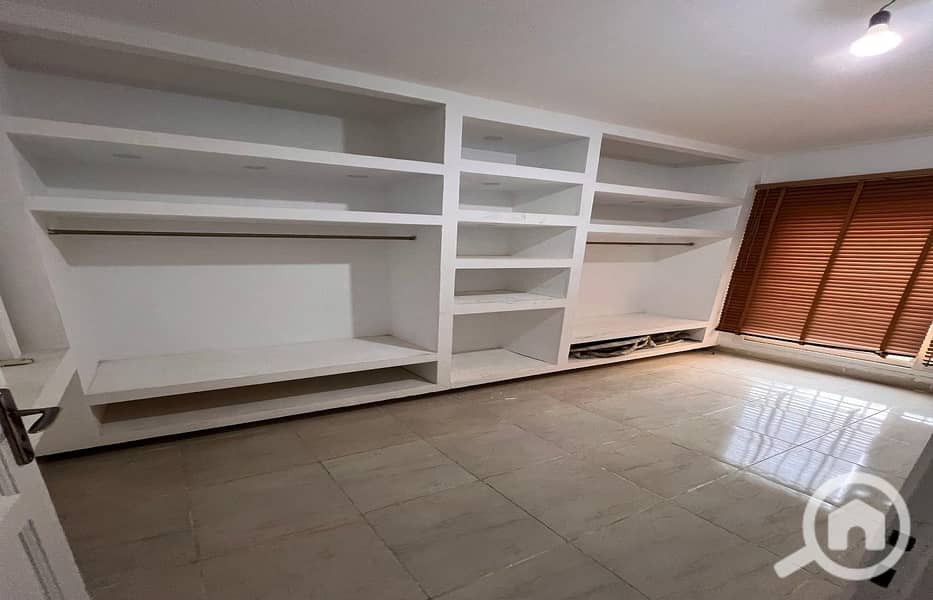 13 f7c75c35-8931-4e67-a1b1-a3c8c2571d4d. jpg