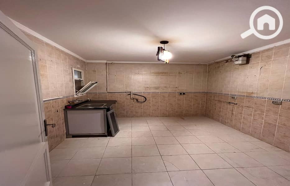 15 218301ad-3ddb-4b65-9221-42c4419e4d4d. jpg