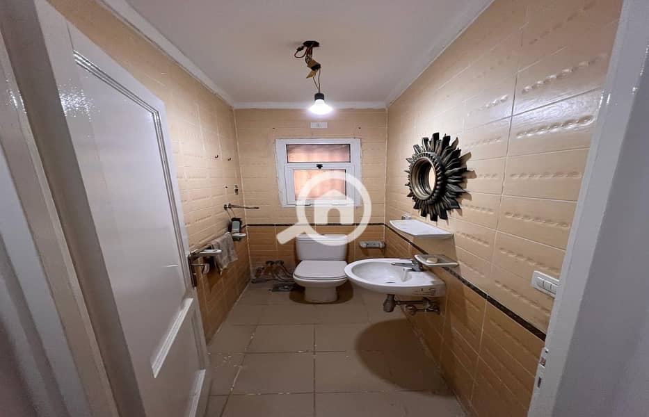 19 7c12916e-90b4-42a2-83c7-5b789efdb589. jpg