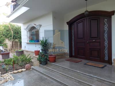 4 Bedroom Villa for Sale in Sheikh Zayed, Giza - IMG-20260113-WA0179. jpg