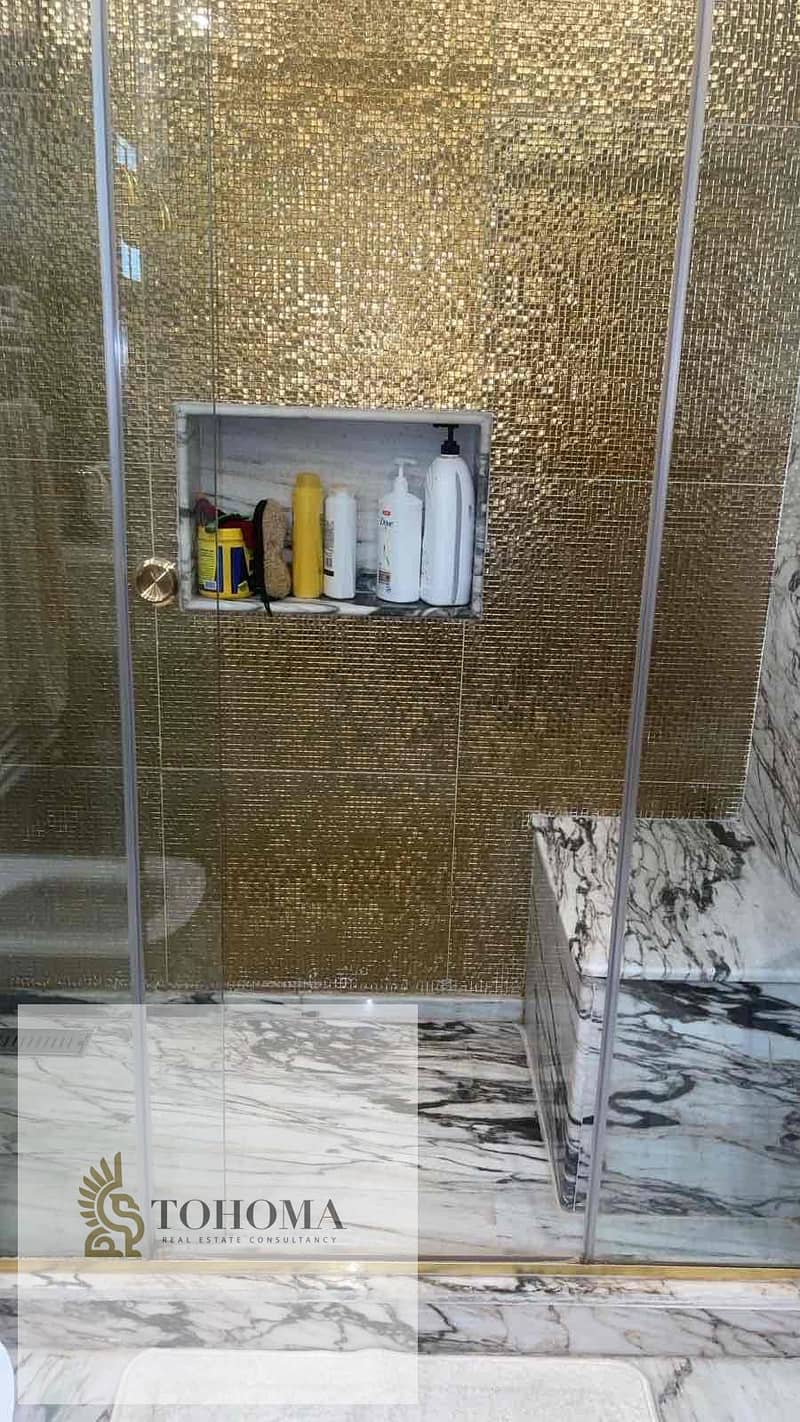 19 e054b2f8-9c86-4e80-8c9d-f4de8ef9013a. jpg