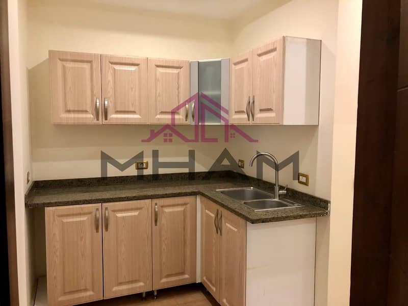 8 photo_5996580068655827880_y. jpg