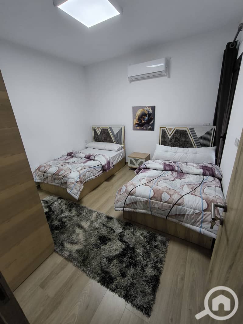 10 78602cb7-6bcc-46e2-85f8-3d0a0a801c3d. jpeg