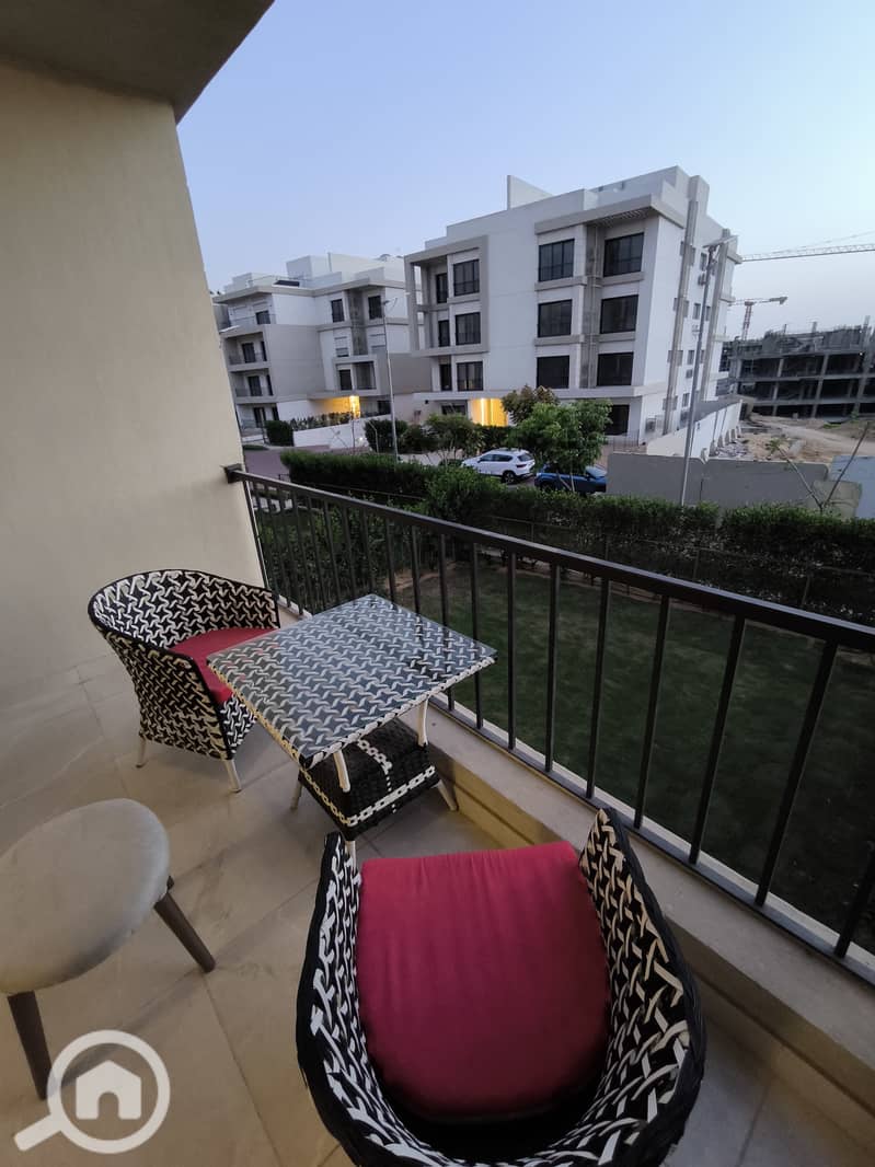 14 b9724171-95c0-47c4-b372-d6aa7af56deb. jpeg