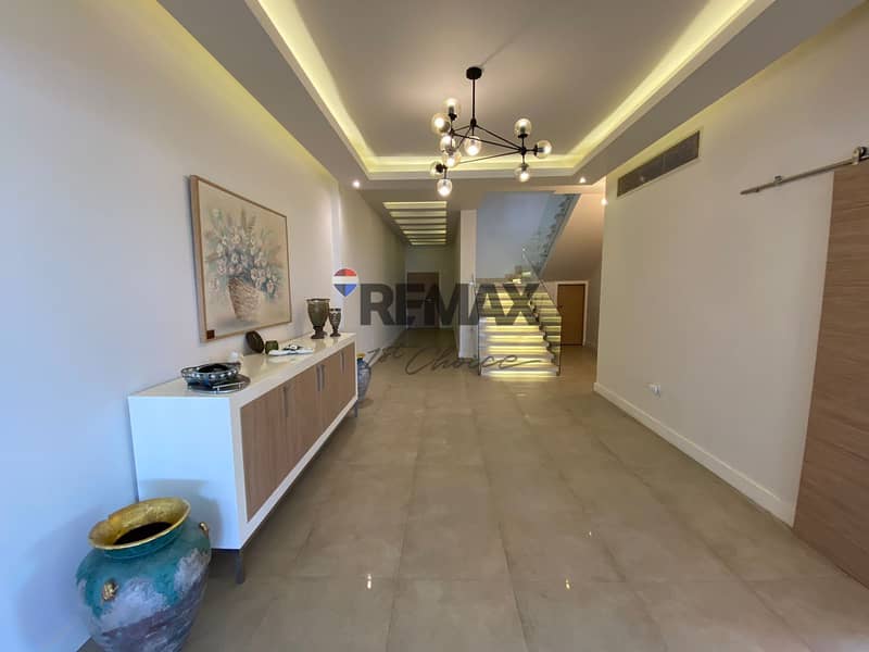 13 68d90f59-3693-4bd3-aba4-f6a9e58eb6d0. jpg