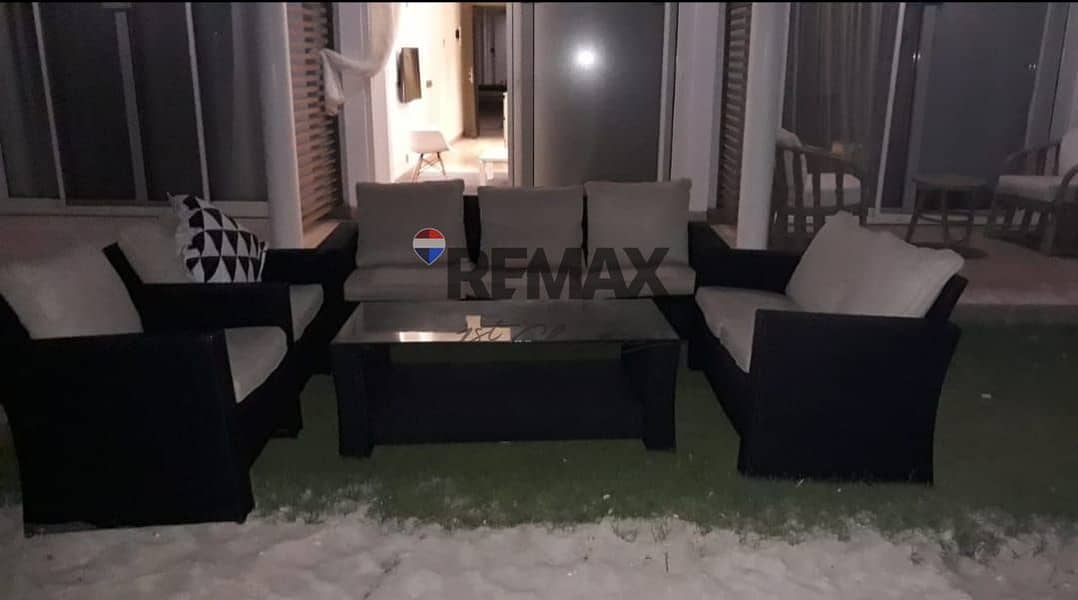 33 0ed9a080-6649-44f8-ac45-deaa2d5d9245. jpg