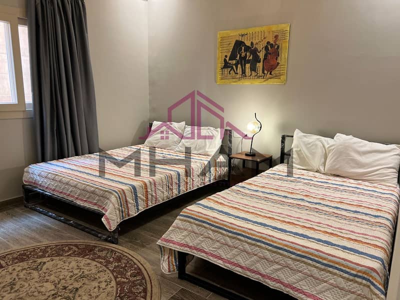 7 photo_5996580068655827893_y. jpg