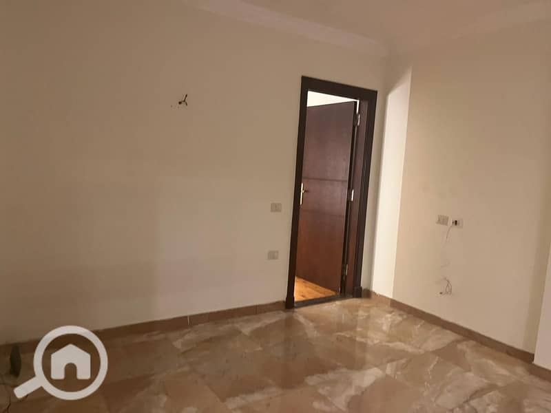 8 a565aa59-9330-4af0-a4d2-47759b0e9fa6. jpg