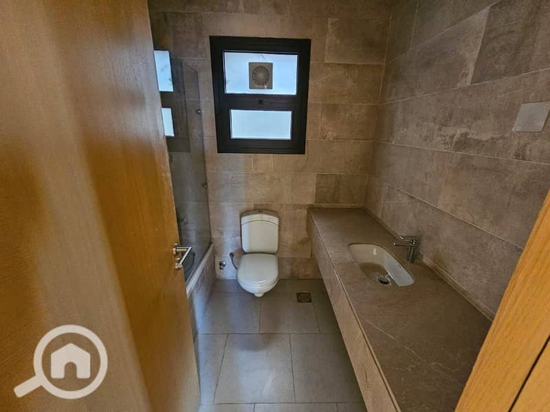 2 462709721_122137877600349819_7824652482045726028_n. jpg