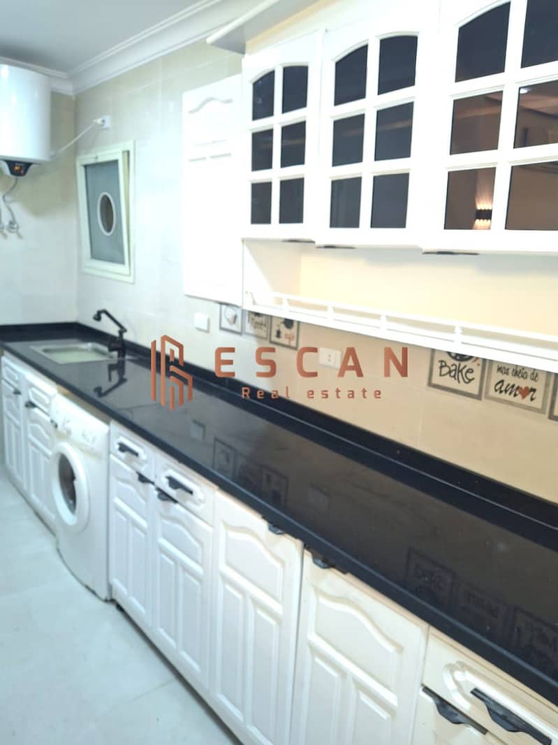 9 bc8c21bc-8f91-4878-a9dd-a577875075b8. jpg