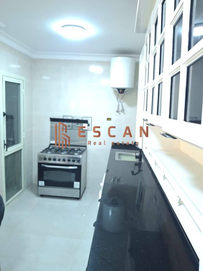 10 1aca3ccd-0806-479d-9b74-84989f61918a. jpg