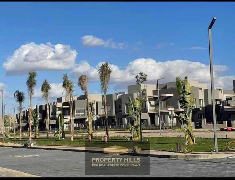 2 07677e35-8168-4d5a-b3ef-79b9b788062e. jpg