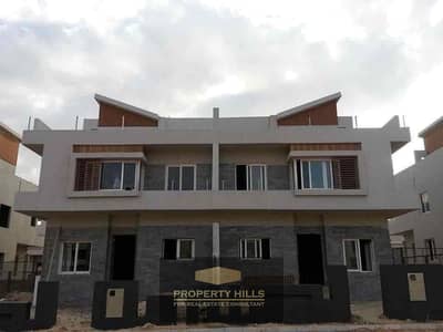 فیلا 3 غرف نوم للبيع في الشيخ زايد، الجيزة - c5c02bea-238a-4bde-a4cc-c1fa038ad896. jpg