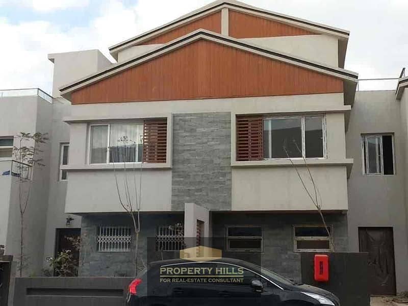 2 a717dbe0-e1b8-402e-a3d4-4711b86a8444. jpg