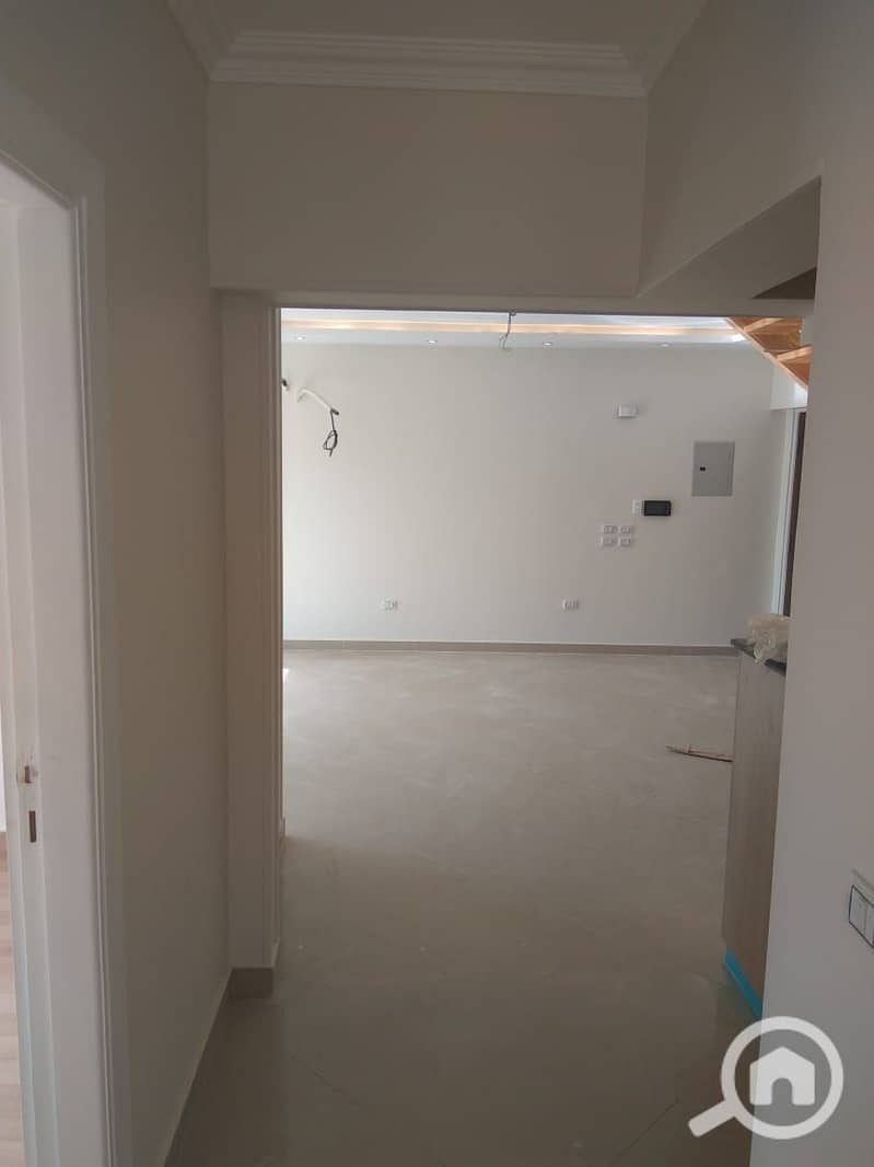 6 a7216270-5d3c-441a-b7cb-a56b7a428802. jpg