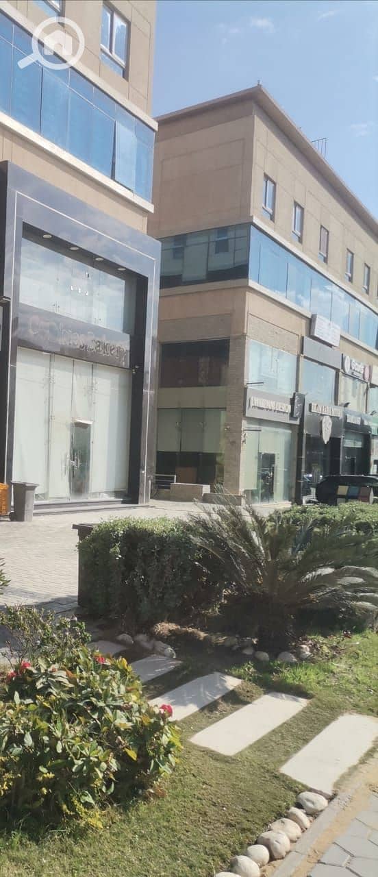 6 WhatsApp Image 2026-01-15 at 11.56. 59 AM4. jpeg