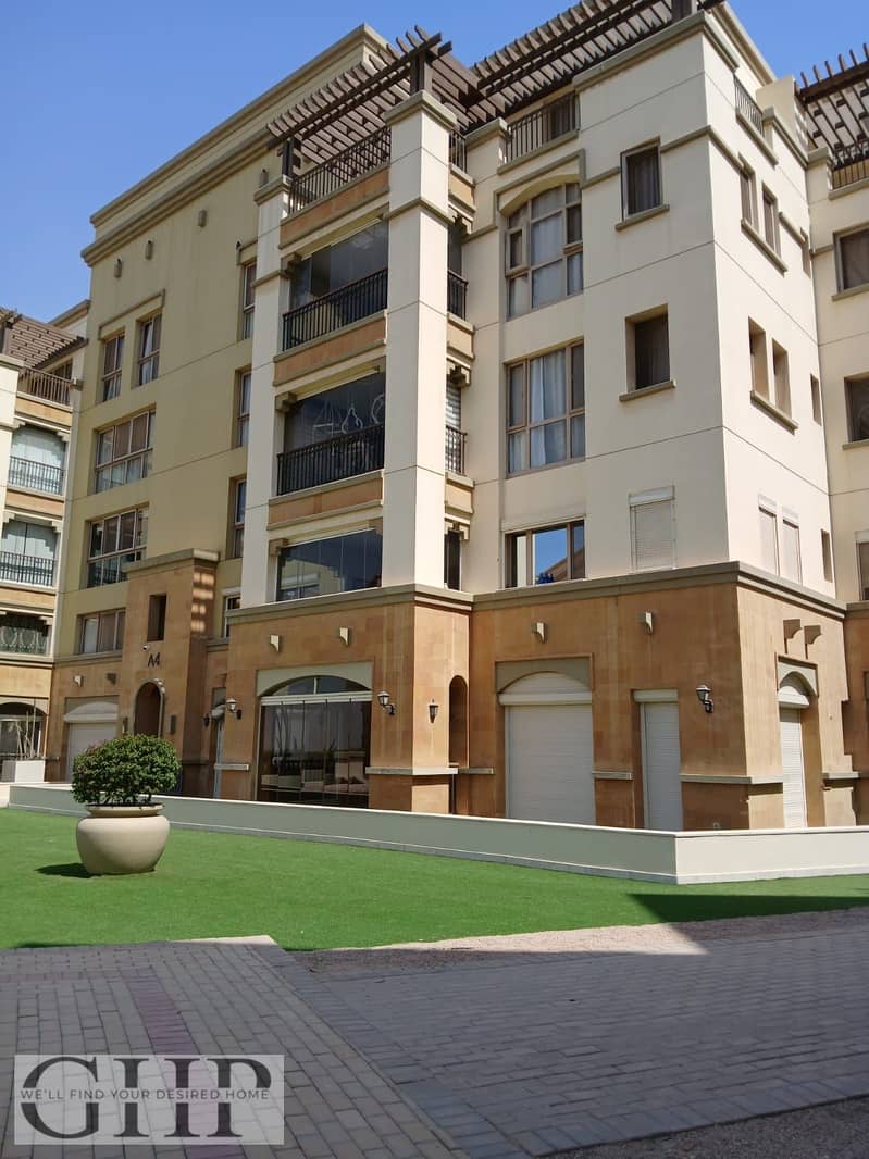 8 dea8cce8-7350-4a3a-adb9-4c65f1be19a4. jpg