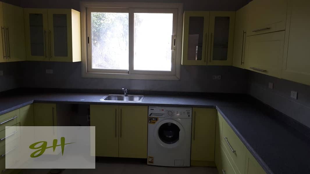 4 WhatsApp Image 2026-01-12 at 13.57. 17 (1). jpeg